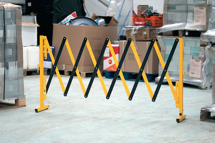 Expanding barrier in use - warehouse